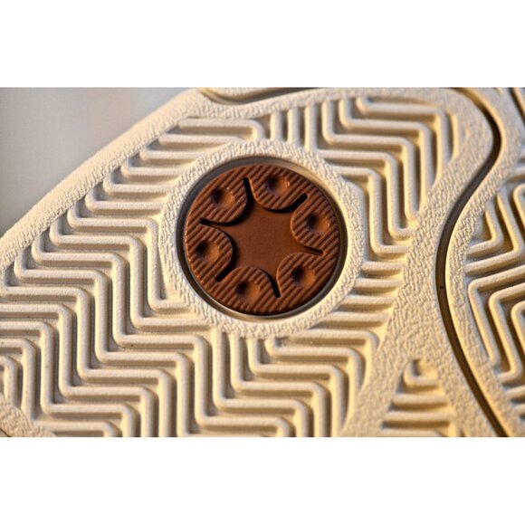 New! Size: 8.5 Women | Nike Jordan Max Aura 6 Legend Light Brown | FQ7943-200 - Picture 7 of 16